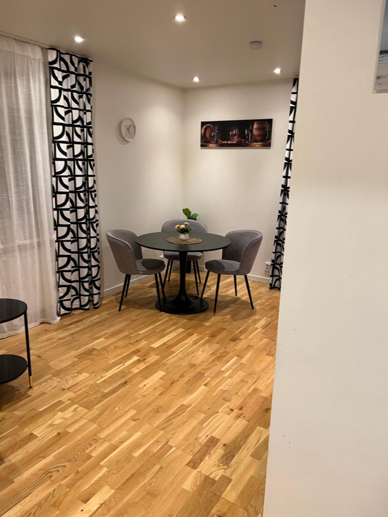 Noah Longstay Apartment 韦斯特罗斯 外观 照片